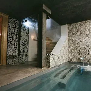 https://castello-prime-suites.hotels-lisbon-portugal.com